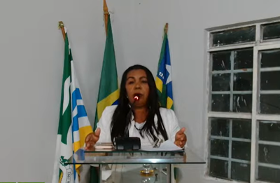 Requerimentos da vereadora Sandra Borges solicitam melhorias em espaços esportivos de Bonfim do Piauí